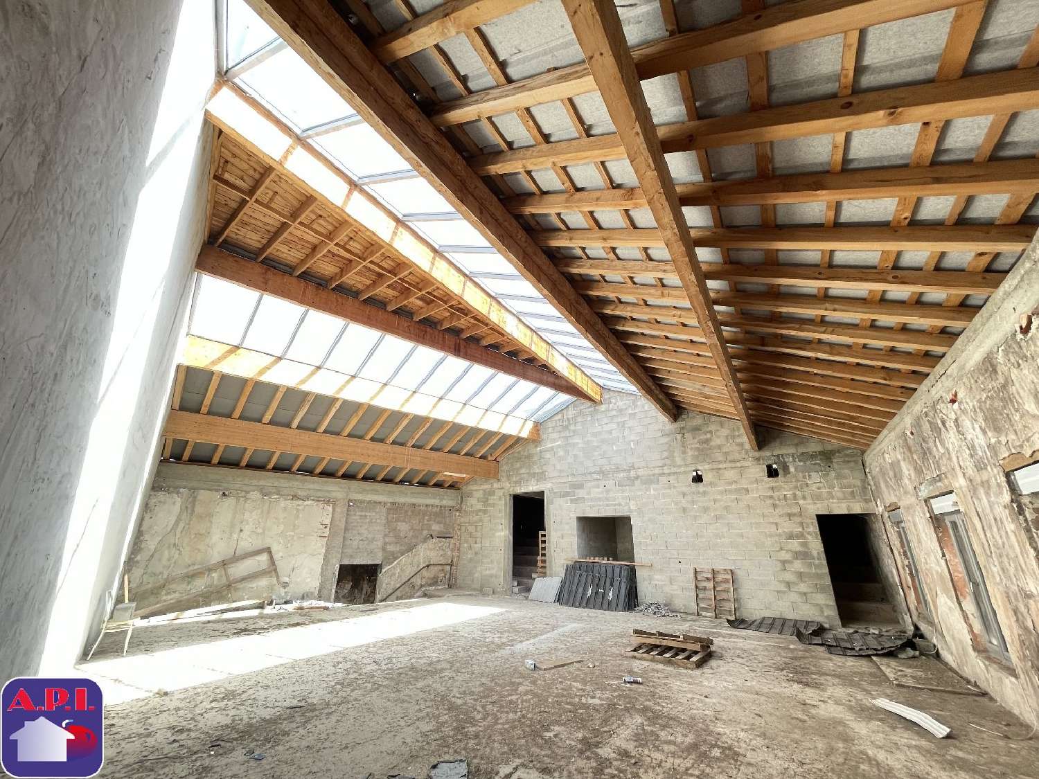  à vendre batiment Cazères Haute-Garonne 6