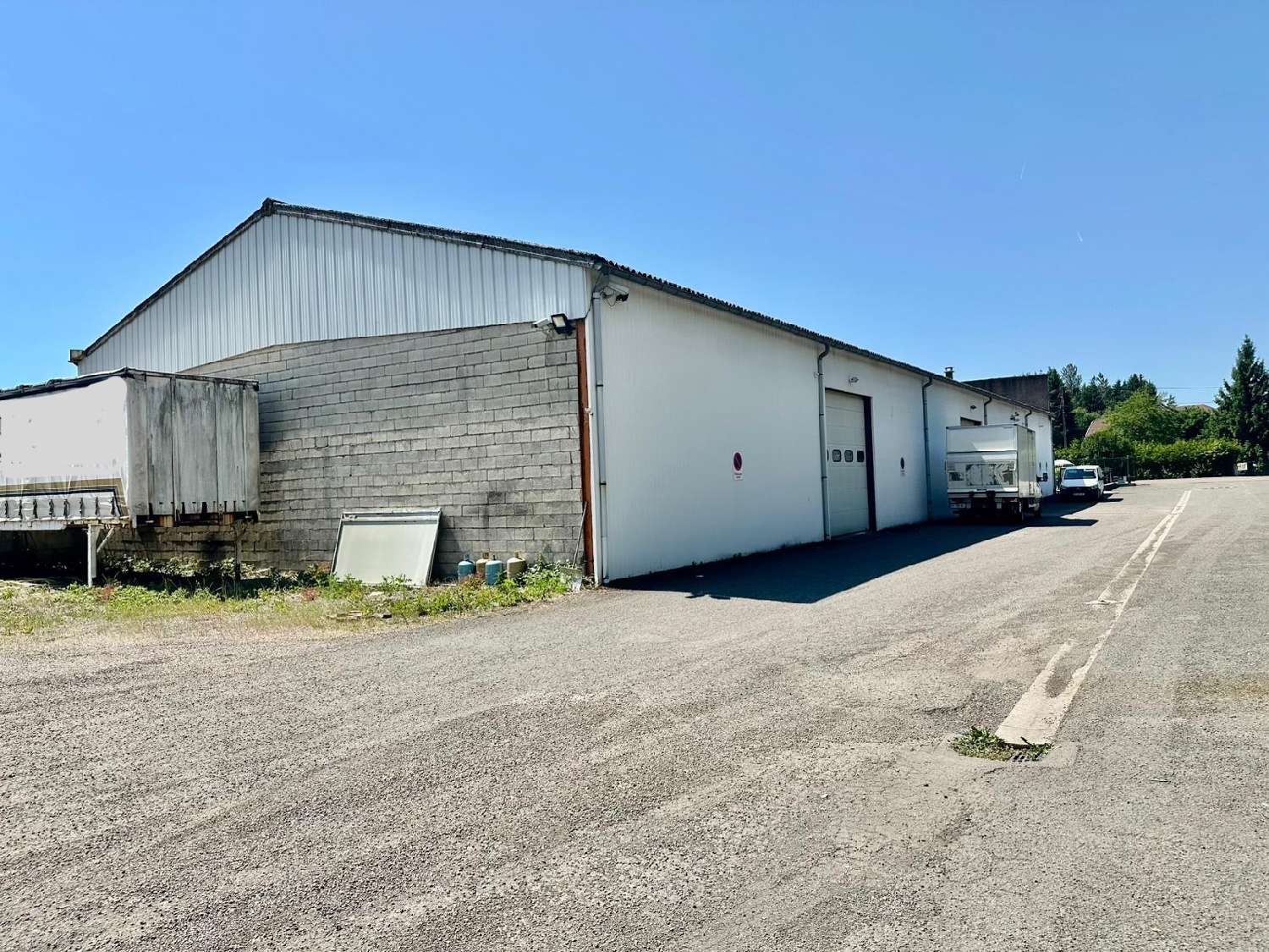 à vendre batiment Palante Haute-Saône 7