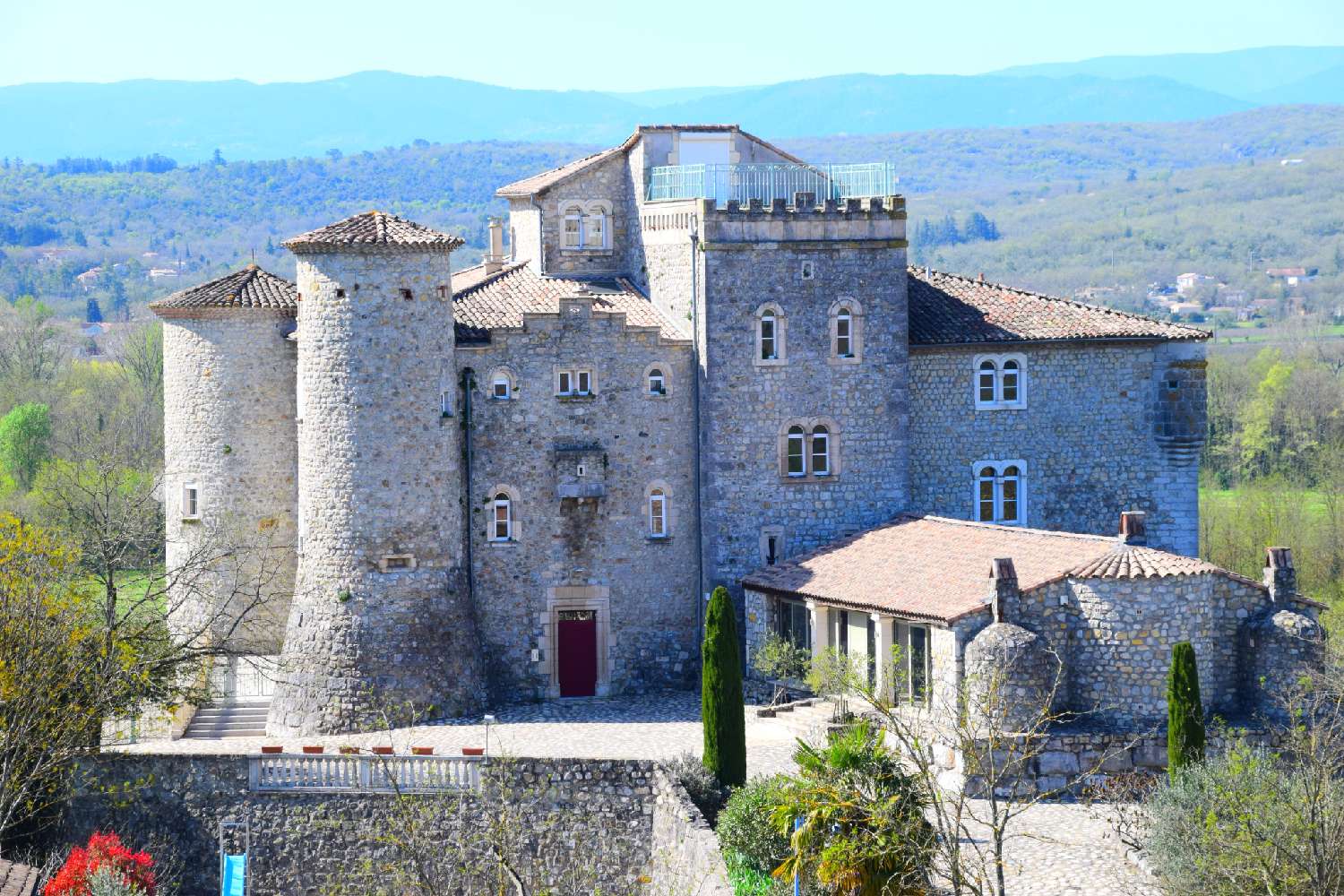  te koop kasteel Vallon-Pont-d'Arc Ardèche 5