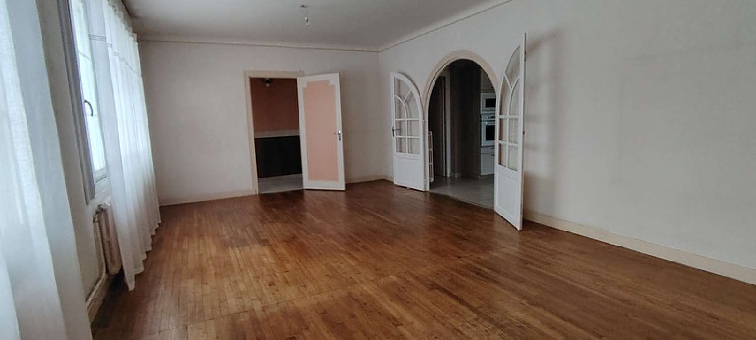 for sale city house Airvault Deux-Sèvres 5