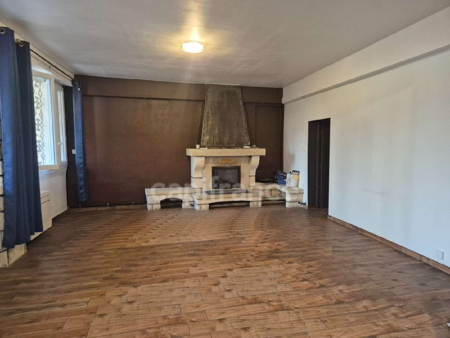  te koop stadshuis Alès Gard 7