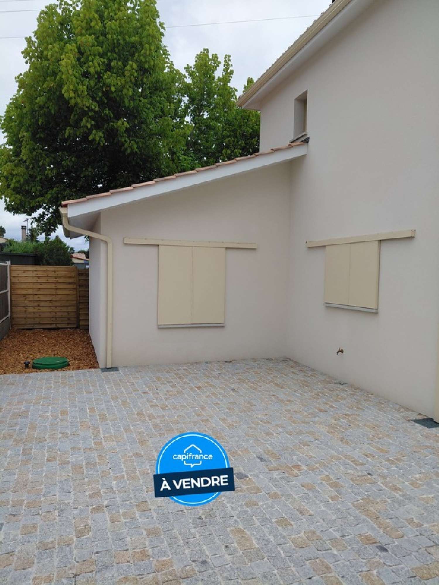 te koop stadshuis Saint-Selve Gironde 2