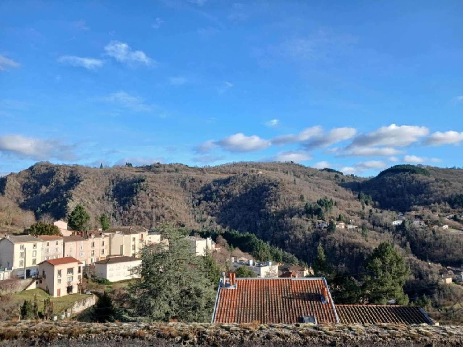à vendre maison de ville Thiers Puy-de-Dôme 1