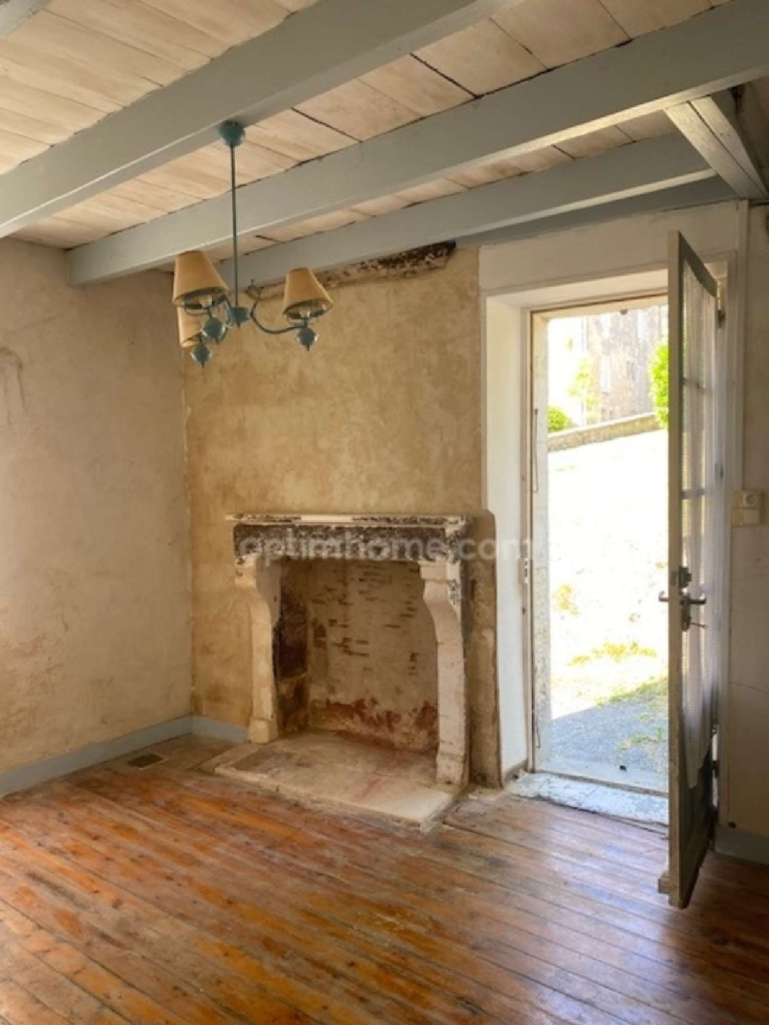  for sale city house Villebois-Lavalette Charente 3