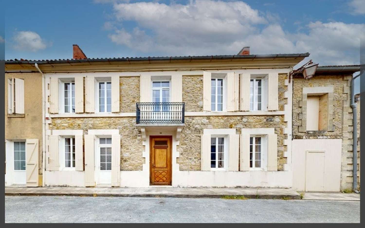  for sale city house Villefranche-de-Lonchat Dordogne 1