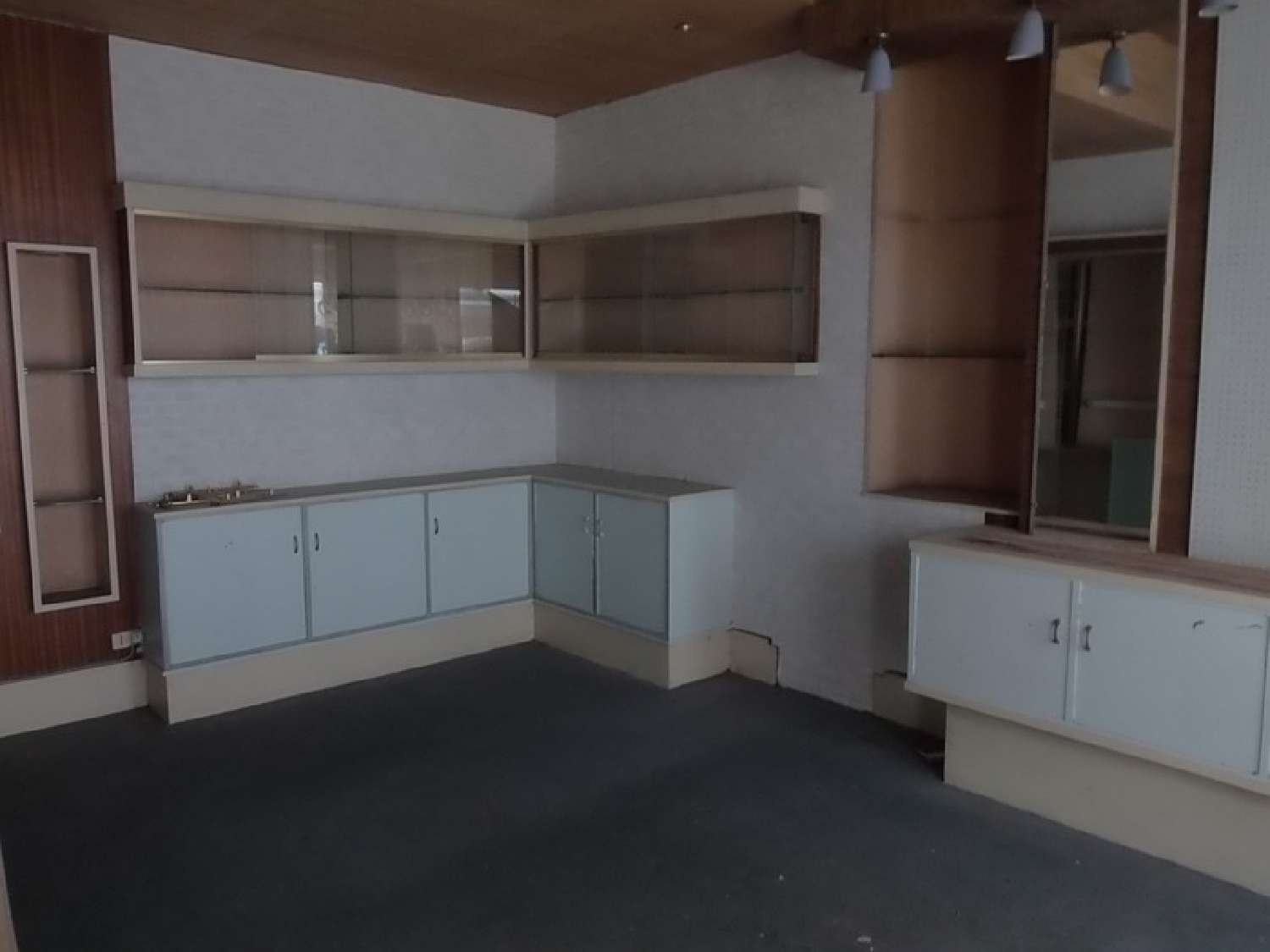  te koop bedrijfsruimte/ kantoor Douarnenez Finistère 6