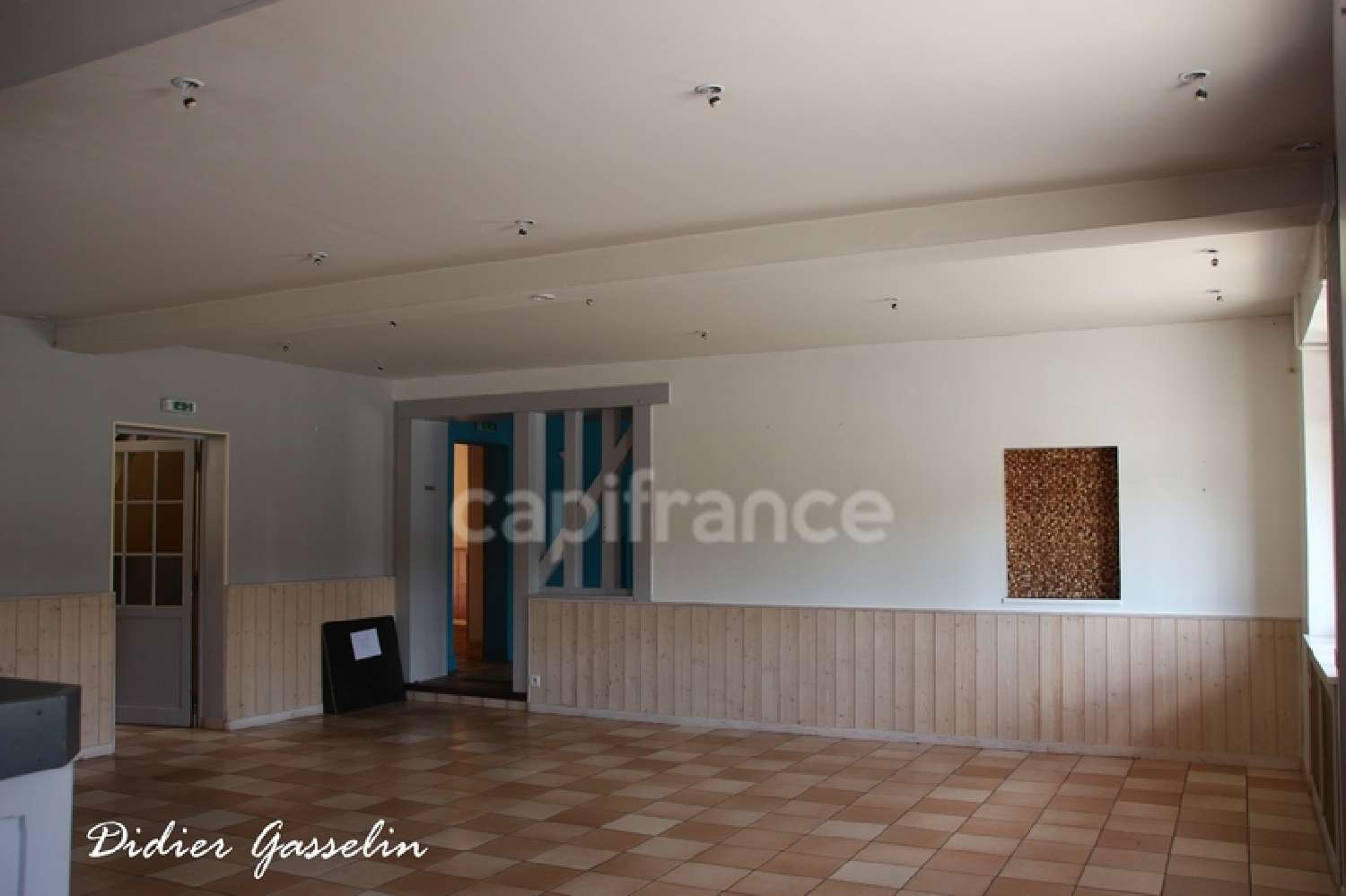  for sale commercial La Gaudaine Eure-et-Loir 2