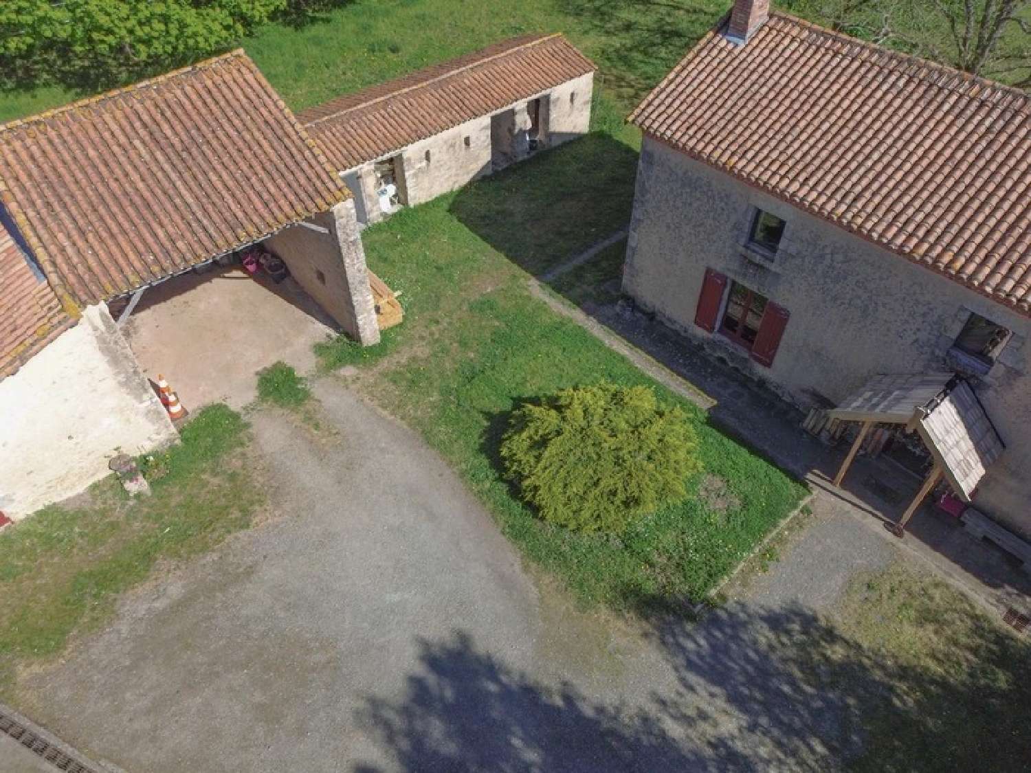 te koop landgoed Aubigny Deux-Sèvres 5
