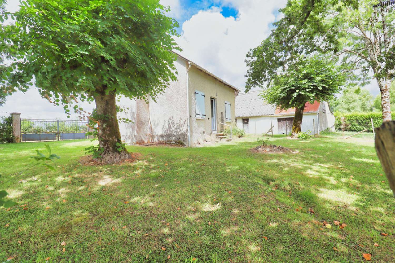  à vendre propriété Chalvignac Cantal 2