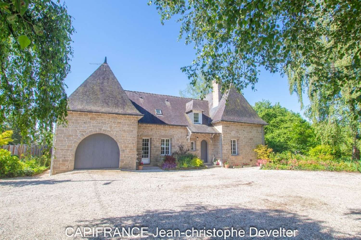  for sale estate Gorron Mayenne 1