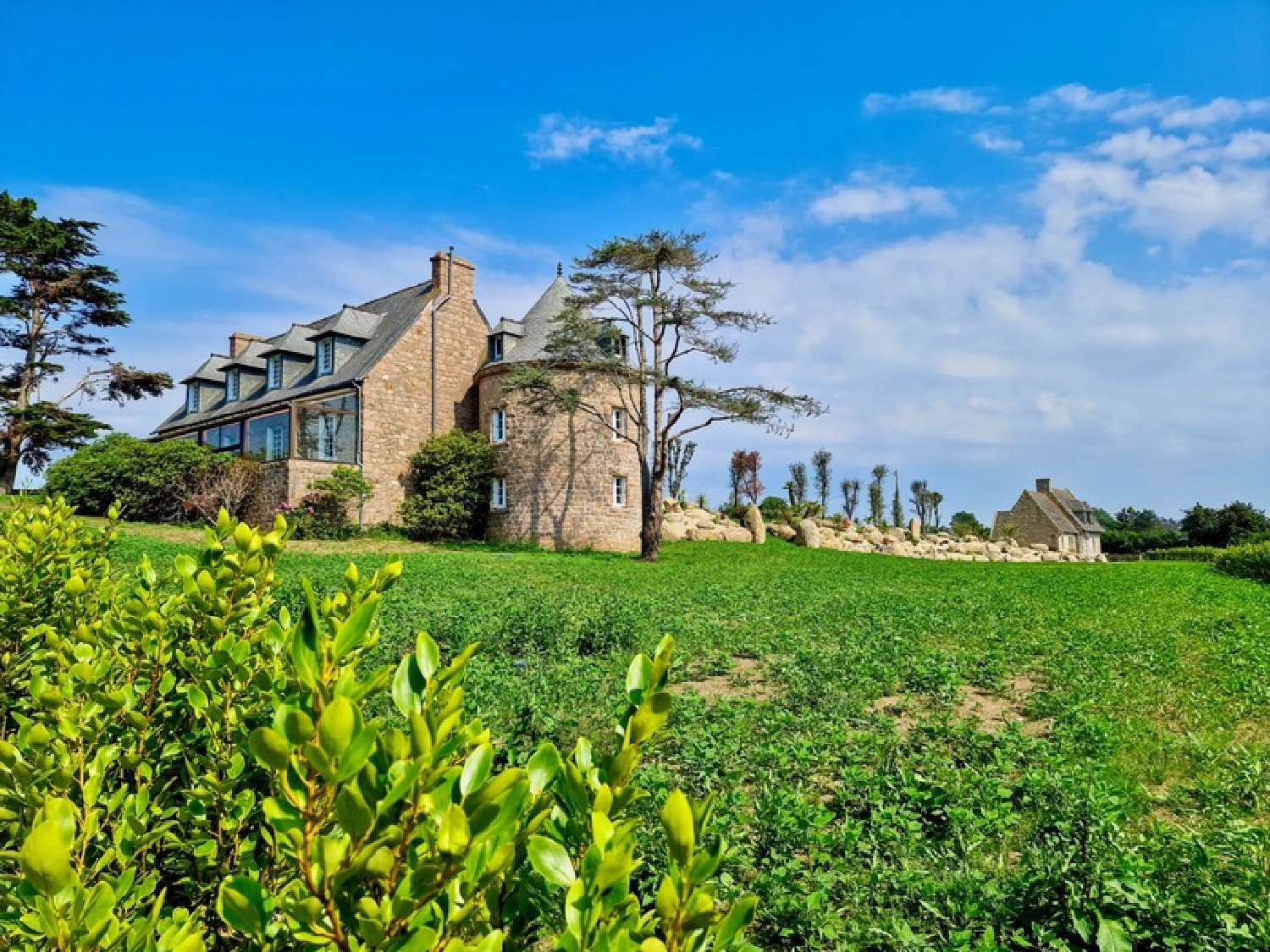 à vendre propriété Plougrescant Côtes-d'Armor 4