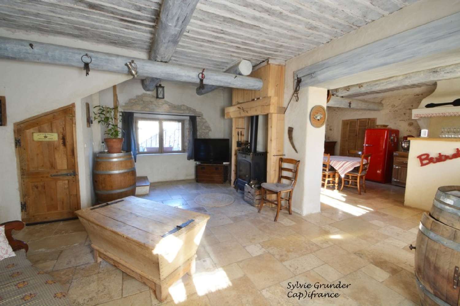 à vendre ferme Éguilles Bouches-du-Rhône 2