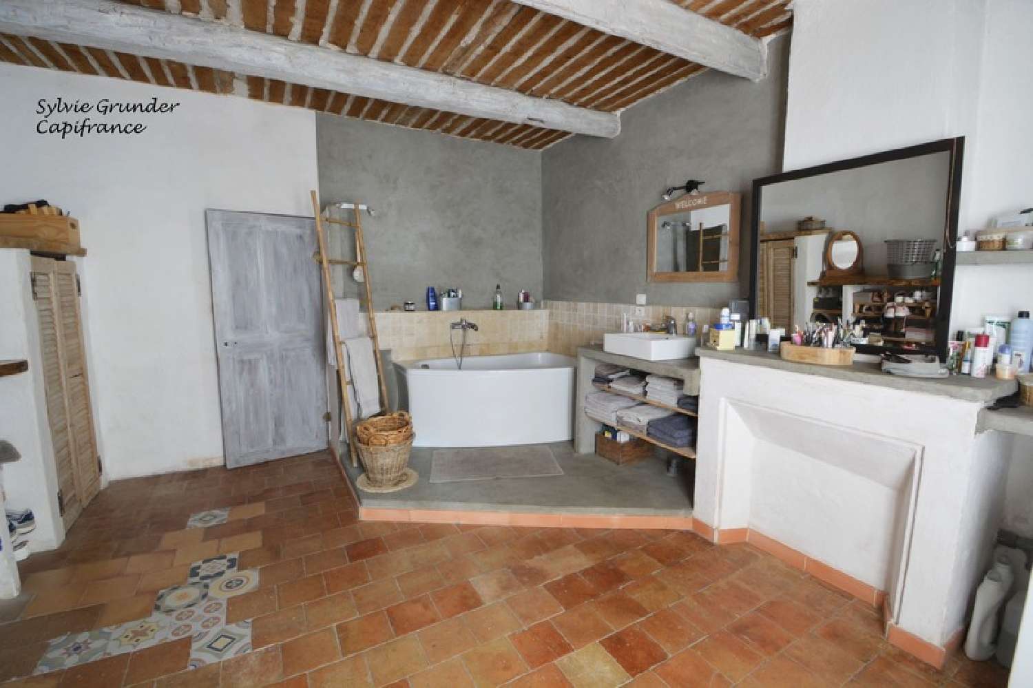  à vendre ferme Éguilles Bouches-du-Rhône 8