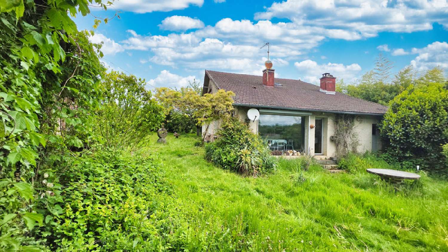  for sale farm Mauriac Cantal 1