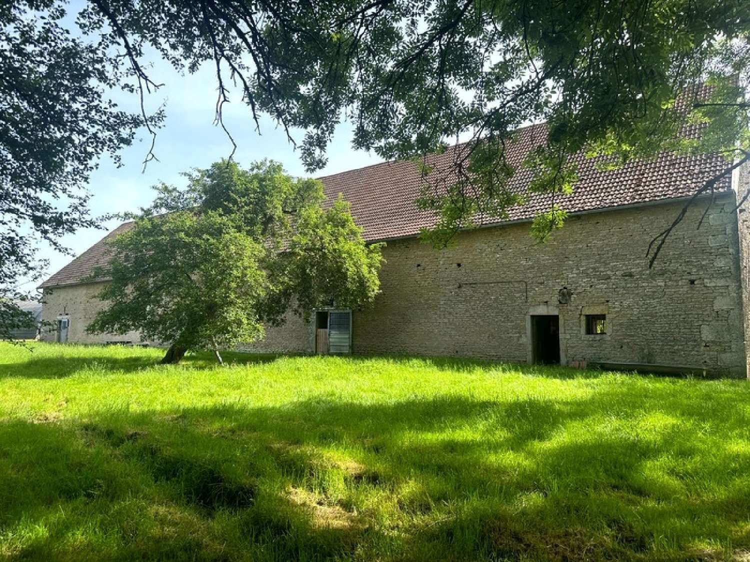 for sale farm Mont-Saint-Jean Côte-d'Or 3