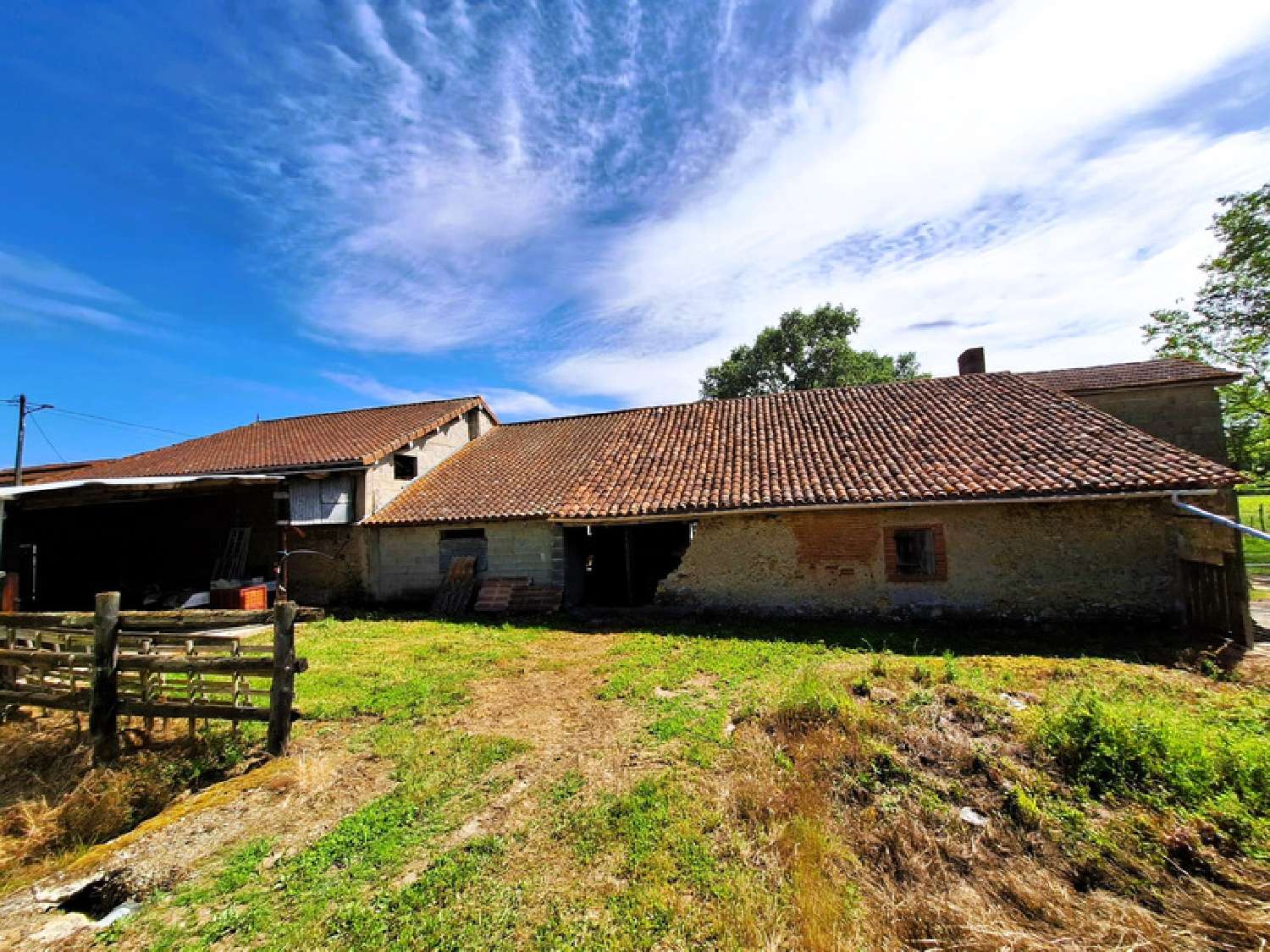 te koop boerderij Plaisance Gers 7