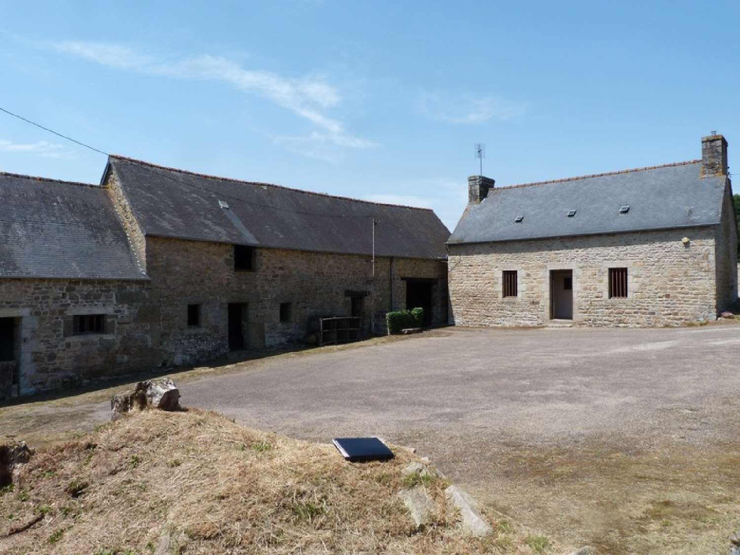  for sale farm Saint-Nicolas-du-Pélem Côtes-d'Armor 6