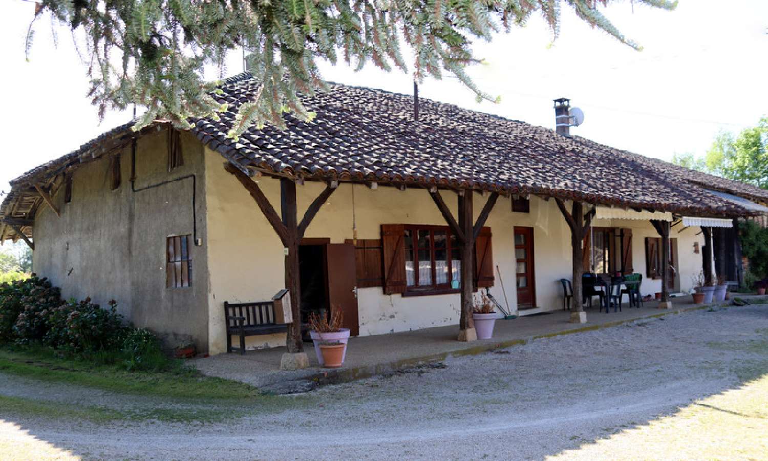 te koop boerderij Saint-Trivier-de-Courtes Ain 1