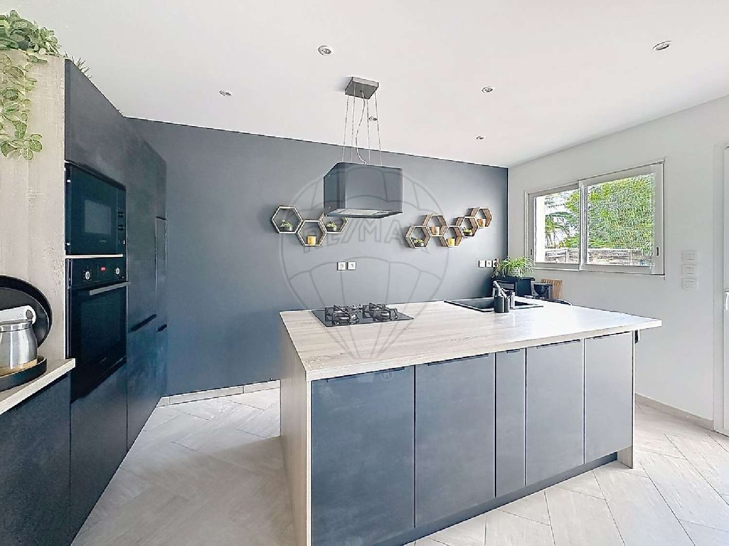  for sale house Aimargues Gard 4