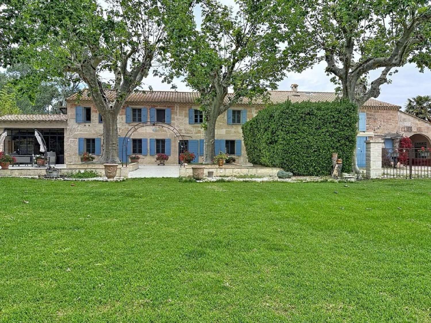 for sale house Arles Bouches-du-Rhône 2