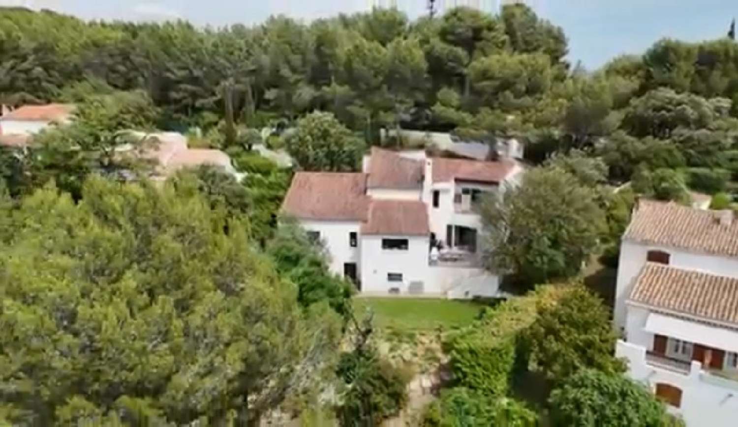 à vendre maison Aubagne Bouches-du-Rhône 2