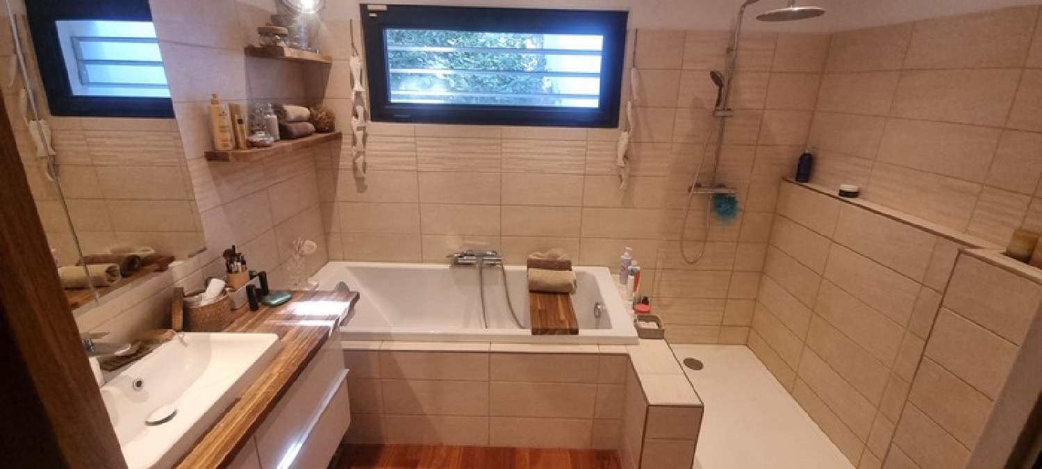 à vendre maison Aubagne Bouches-du-Rhône 5