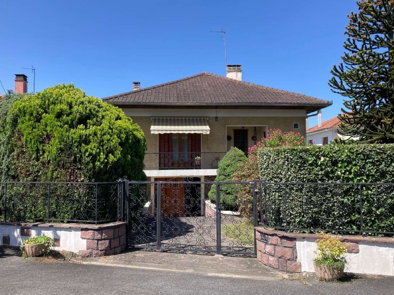 à vendre maison Aureilhan Hautes-Pyrénées 1