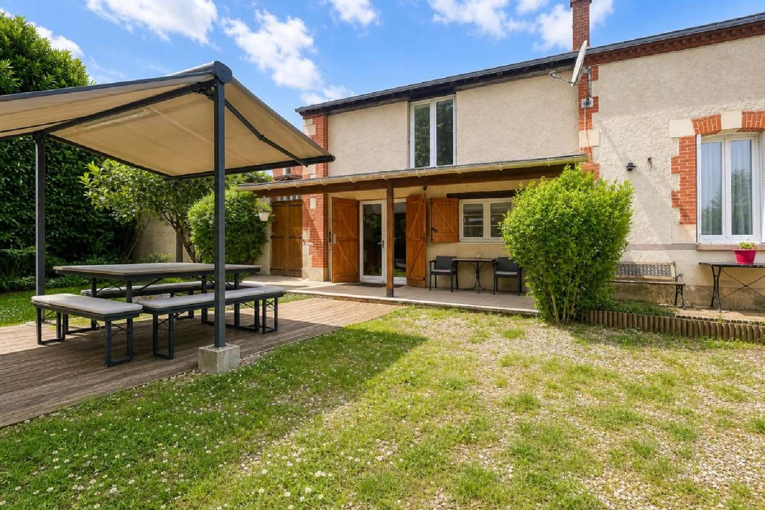  te koop huis Auxy Loiret 1