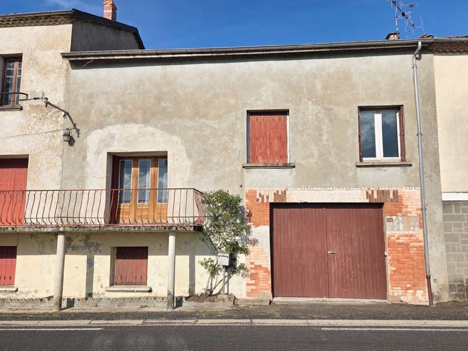  à vendre maison Auzelles Puy-de-Dôme 1