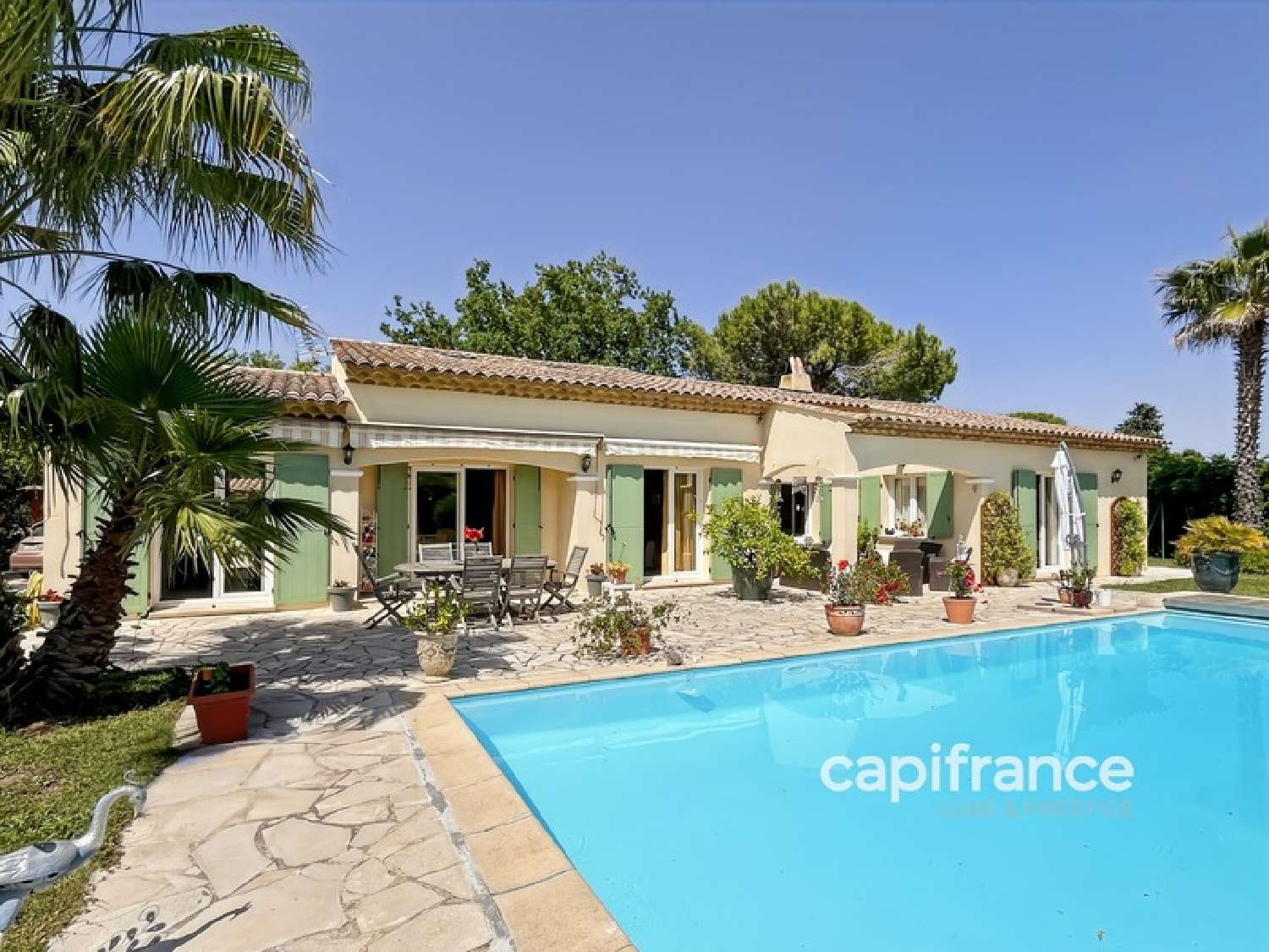  for sale house Bagnols-en-Forêt Var 1