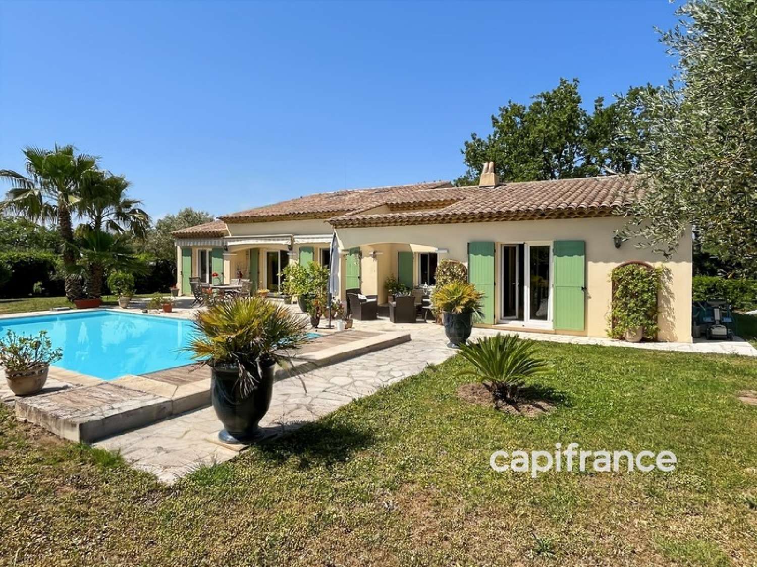  for sale house Bagnols-en-Forêt Var 4
