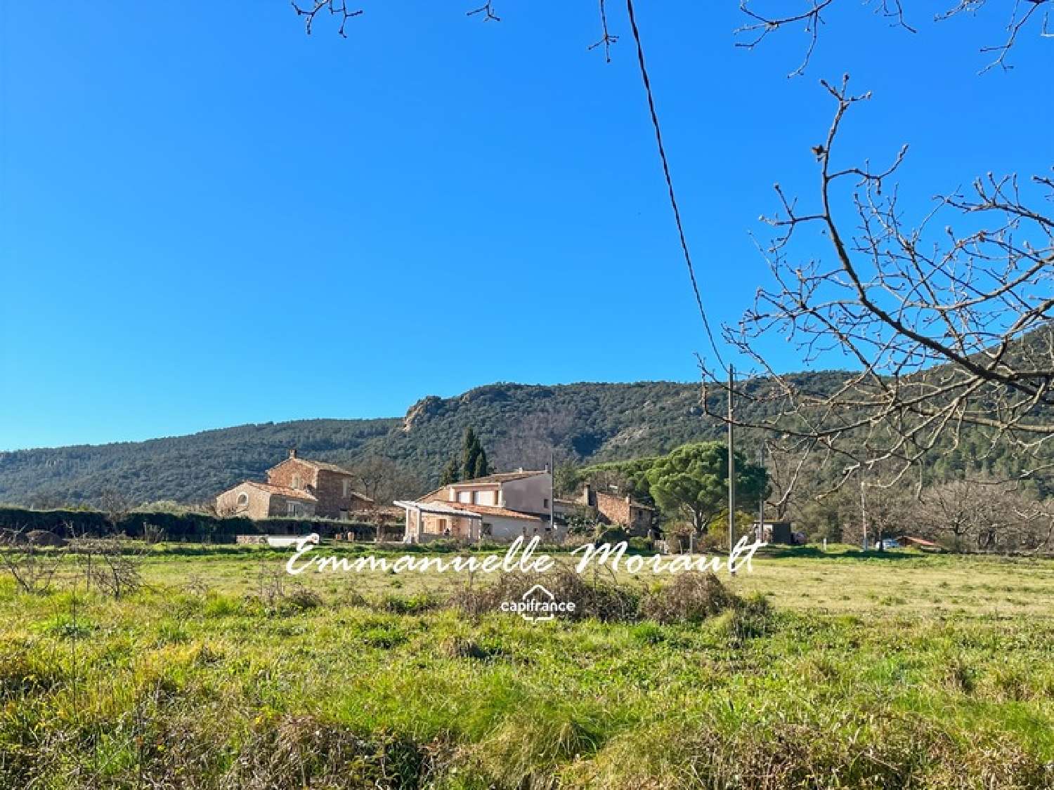  for sale house Bagnols-en-Forêt Var 4