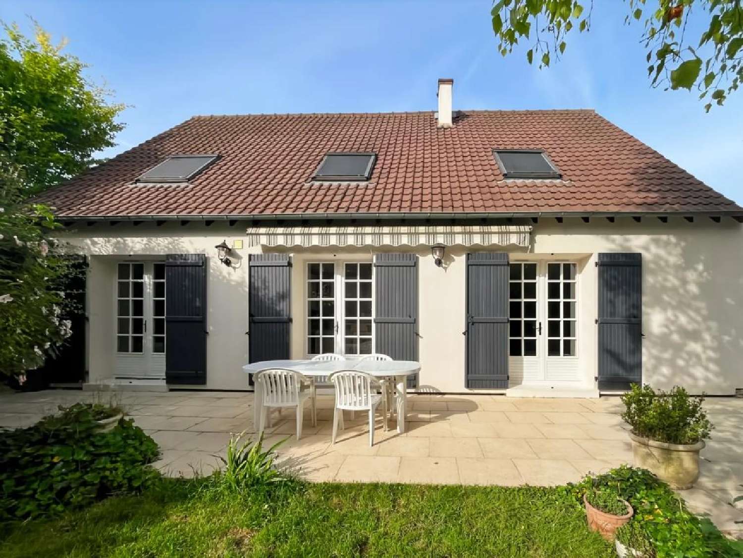  te koop huis Berchères-sur-Vesgre Eure-et-Loir 1