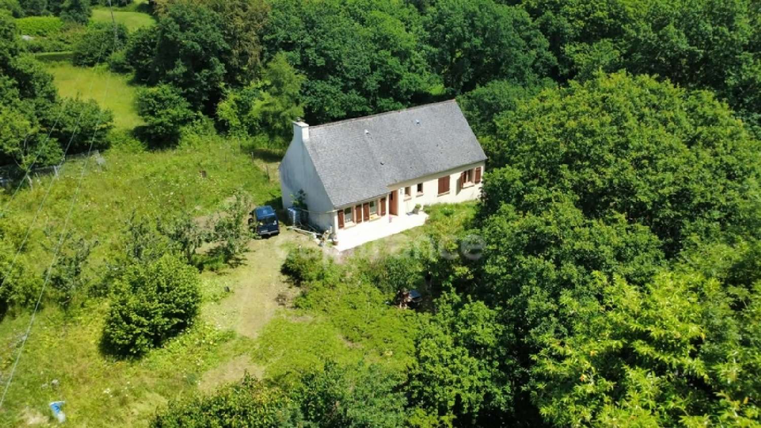  kaufen Haus Berrien Finistère 1