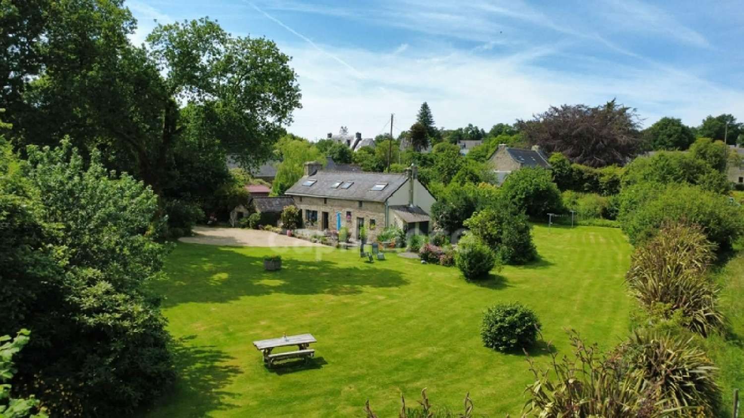  for sale house Berrien Finistère 1