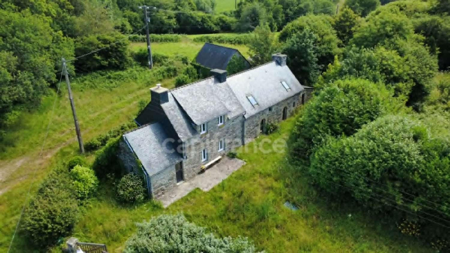  for sale house Berrien Finistère 1