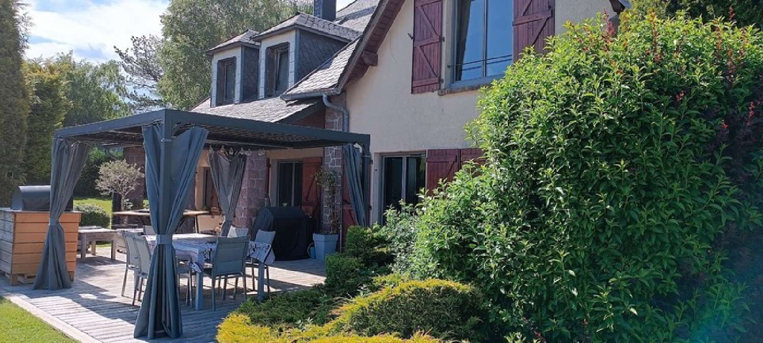  à vendre maison Besse-et-Saint-Anastaise Puy-de-Dôme 3