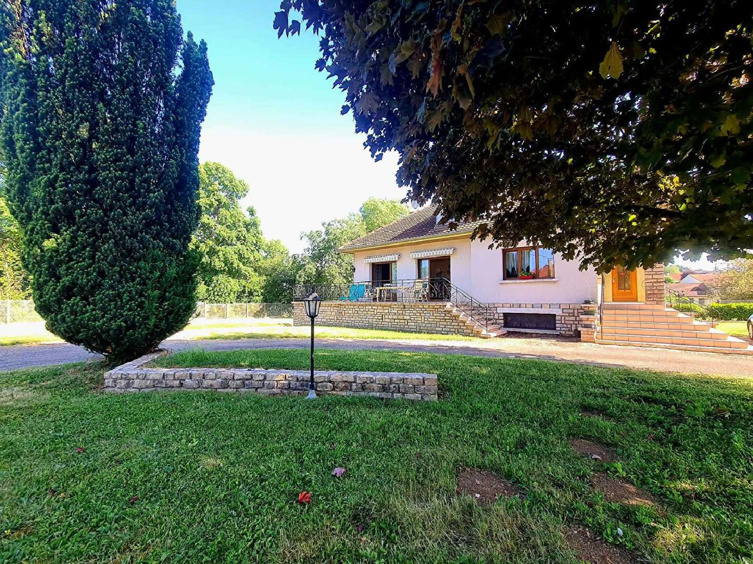  for sale house Biesles Haute-Marne 1