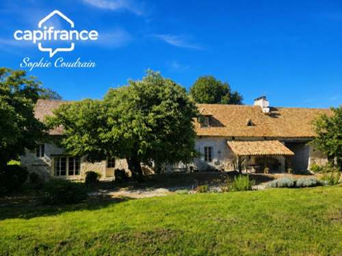 Castillonnès Lot-et-Garonne huis foto 7356249