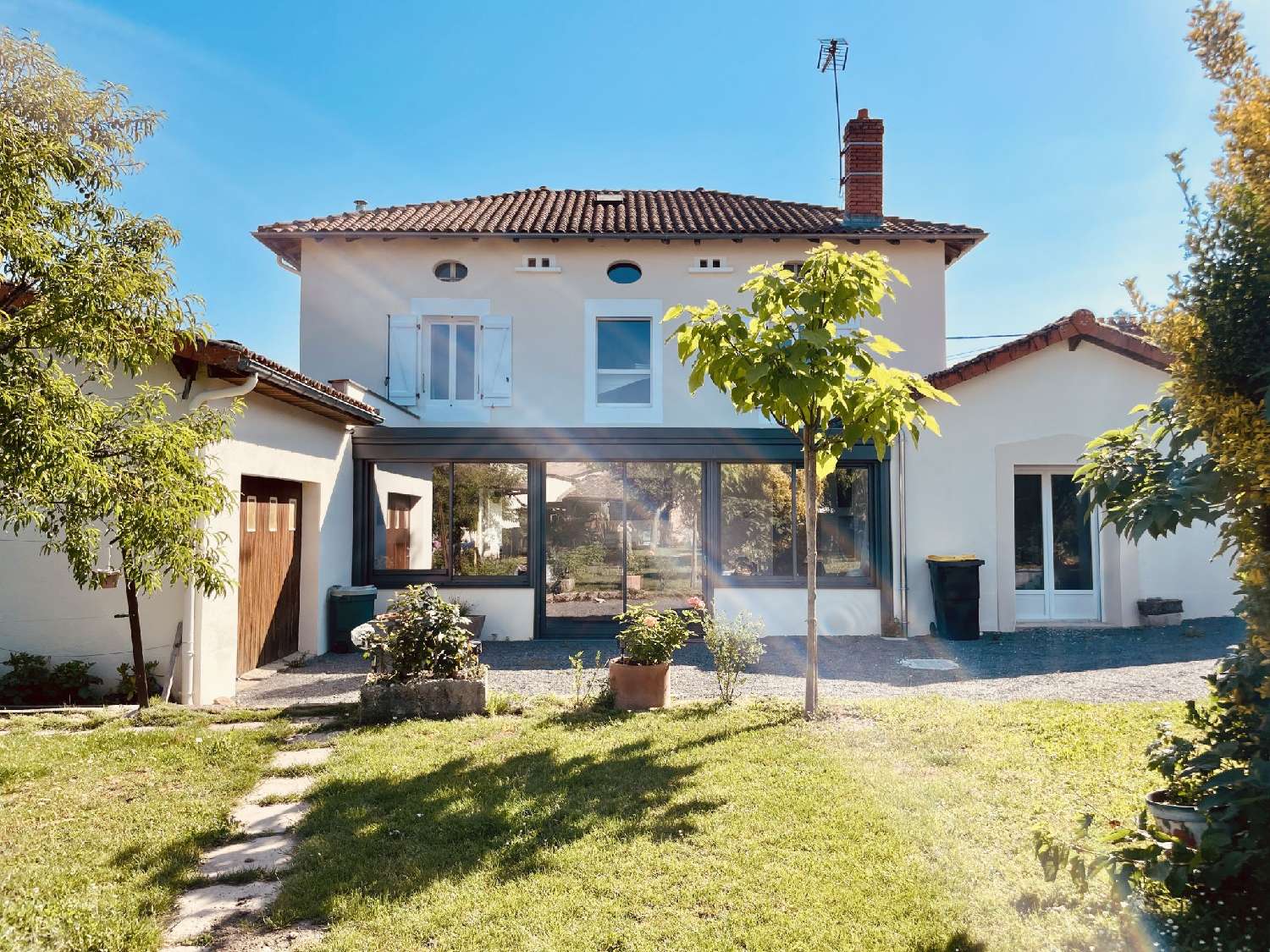 à vendre maison Chabanais Charente 1