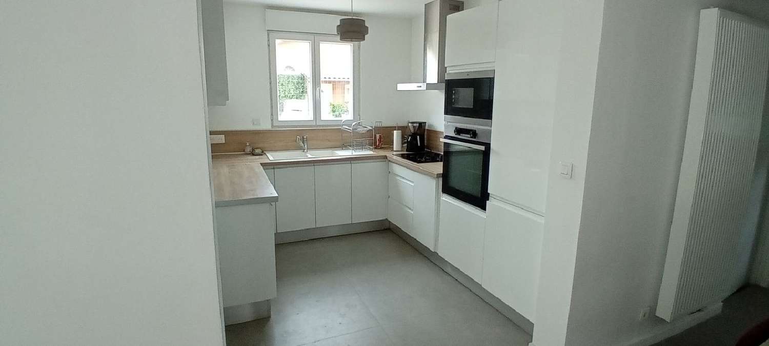 te koop huis Chalamont Ain 2