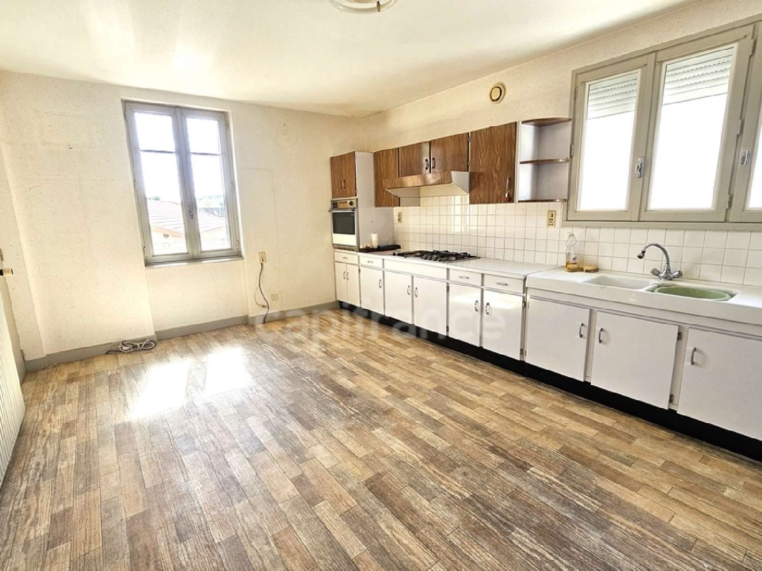 for sale house Chambost-Longessaigne Rhône 7