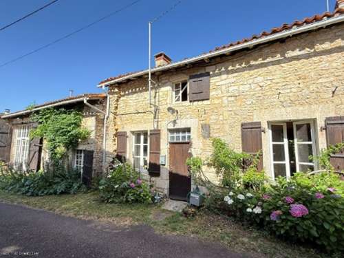Champagne-Mouton Charente huis foto 7361844