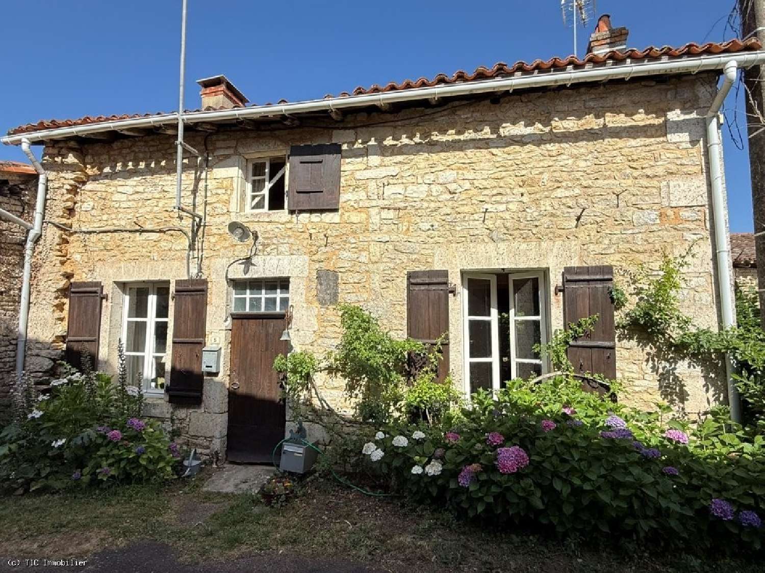 te koop huis Champagne-Mouton Charente 4