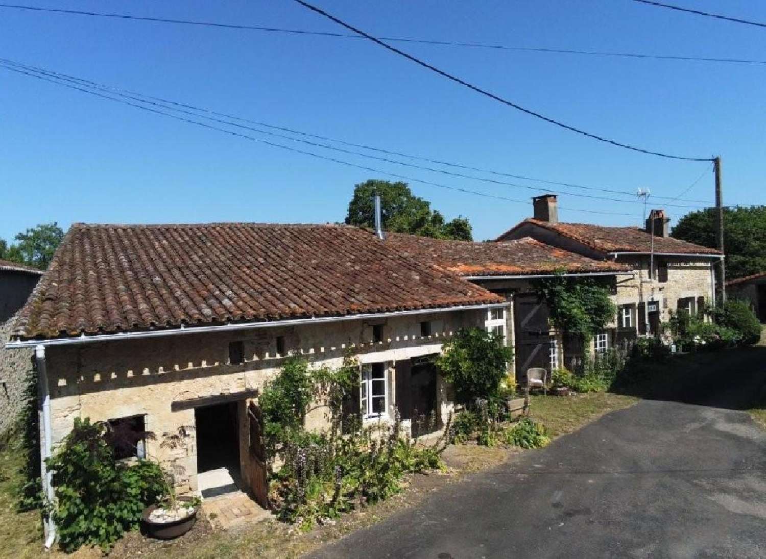  te koop huis Champagne-Mouton Charente 3