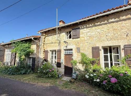 Champagne-Mouton Charente huis foto 7363647