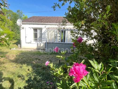 Champignelles Yonne huis foto 7361104