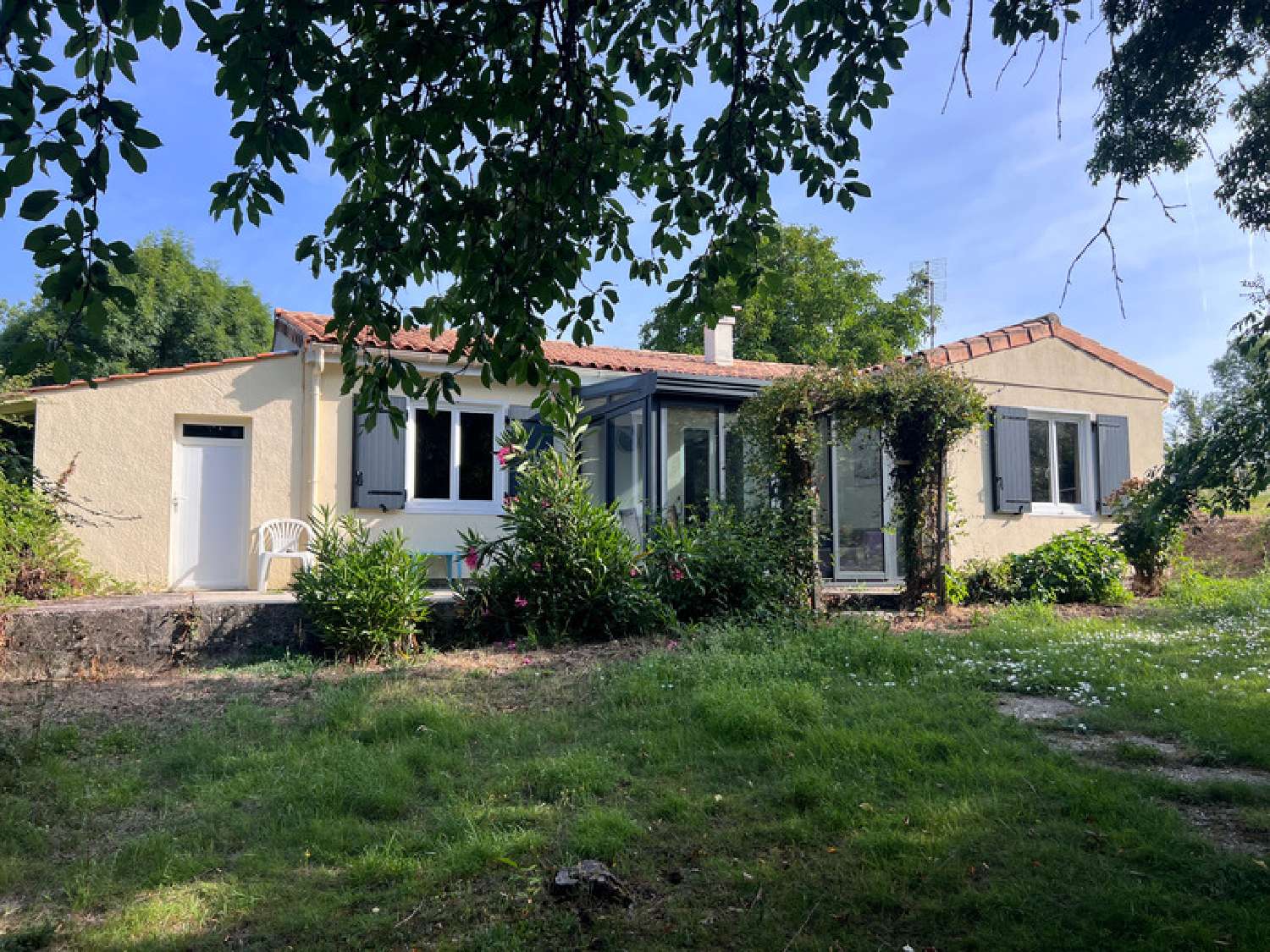  for sale house Chaniers Charente-Maritime 1