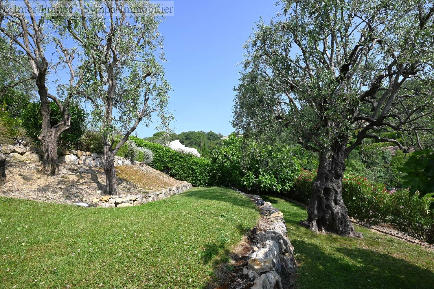 te koop huis Châteauneuf-Grasse Alpes-Maritimes 10