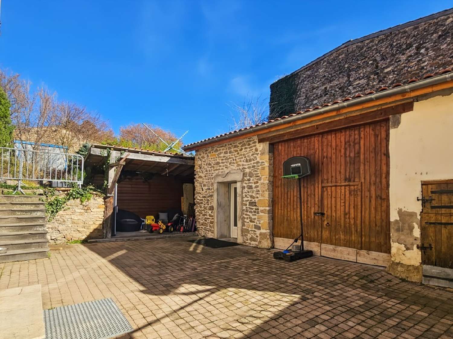  for sale house Chauriat Puy-de-Dôme 4